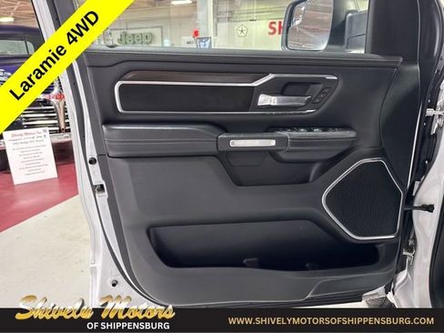 Used 2022 RAM 1500 Laramie AWD/4WD image 12