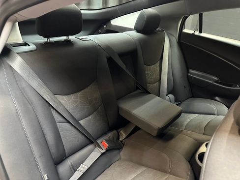 Used 2018 Chevrolet Volt LT FWD image 29
