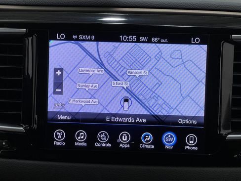 Used 2017 Chrysler Pacifica Touring-L Plus image 10