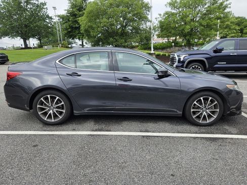 Used 2015 Acura TLX V6 SH-AWD w/ Technology Pkg image 4