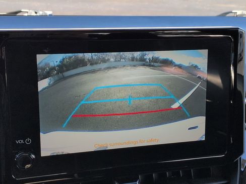 Used 2023 Toyota Corolla LE image 19