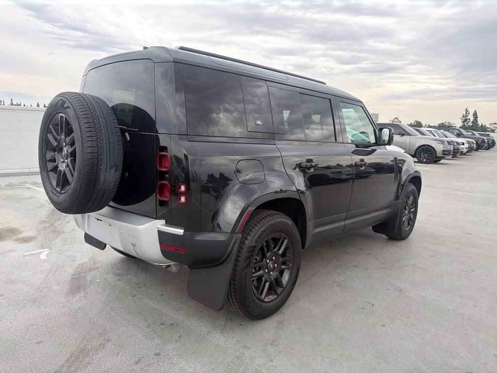 Used 2024 Land Rover Defender 110 S AWD/4WD image 3