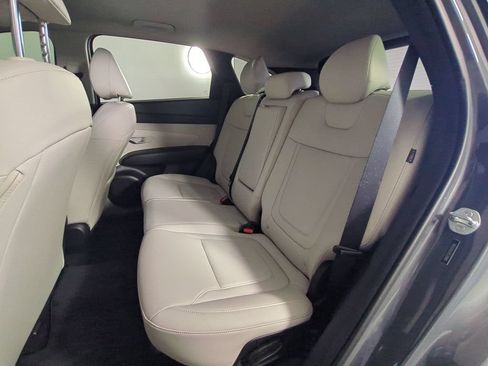 Used 2025 Hyundai Tucson SEL FWD image 16