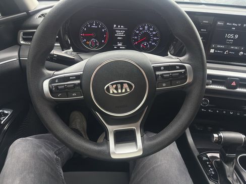 Used 2021 Kia K5 LXS FWD image 14