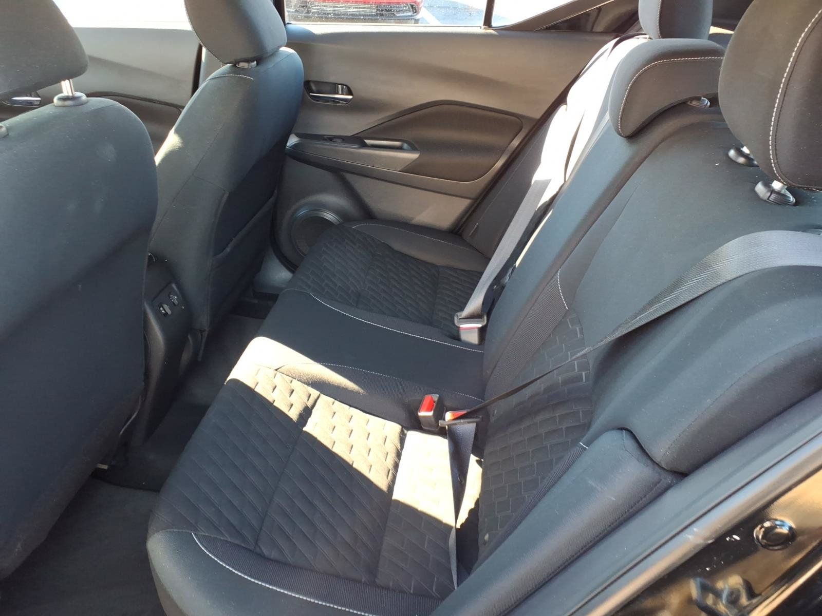 Used 2021 Nissan Kicks SV FWD image 6