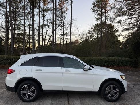 Used 2017 Mercedes-Benz GLC 300 4MATIC image 11