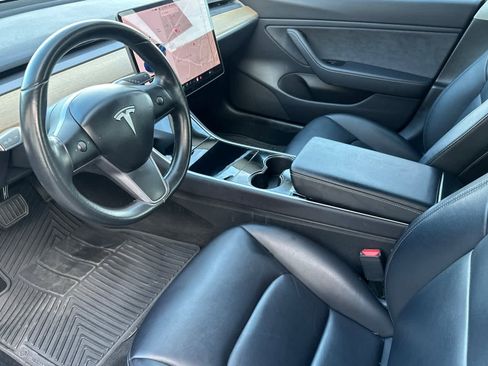 Used 2019 Tesla Model 3 Standard Range Plus image 32