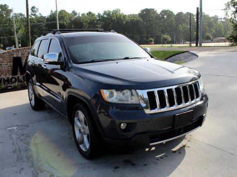 Used 2013 Jeep Grand Cherokee Limited w/ Advance Technology Group image 27