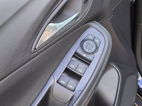 Certified 2025 Buick Encore GX Preferred FWD image 20
