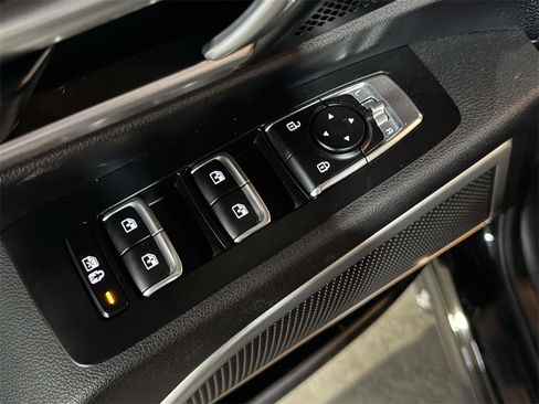 Used 2022 Kia Telluride LX image 16