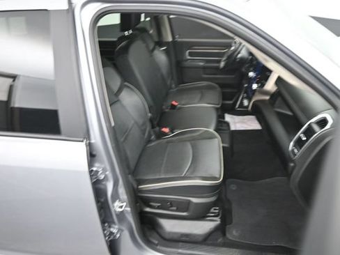 Used 2024 RAM 2500 Laramie AWD/4WD image 11
