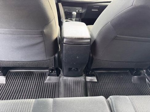 Used 2018 Toyota RAV4 LE w/ All Weather Liner Package image 23