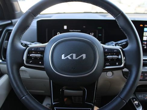 Used 2025 Kia Sorento SX Prestige AWD/4WD image 15