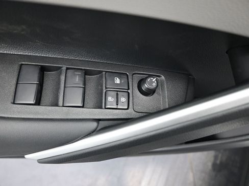 New 2026 Toyota Corolla Cross L image 19