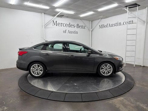 Used 2017 Ford Focus Titanium w/ Titanium Technology Package FWD image 8