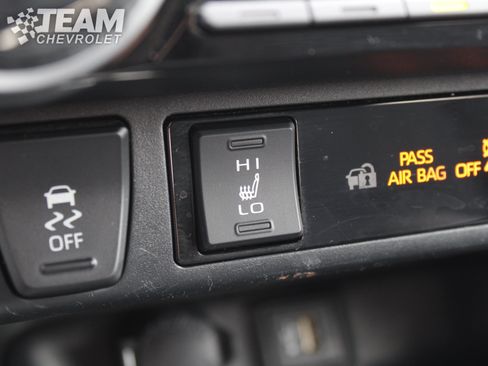 Used 2023 Toyota RAV4 XLE w/ Convenience Package AWD/4WD image 18