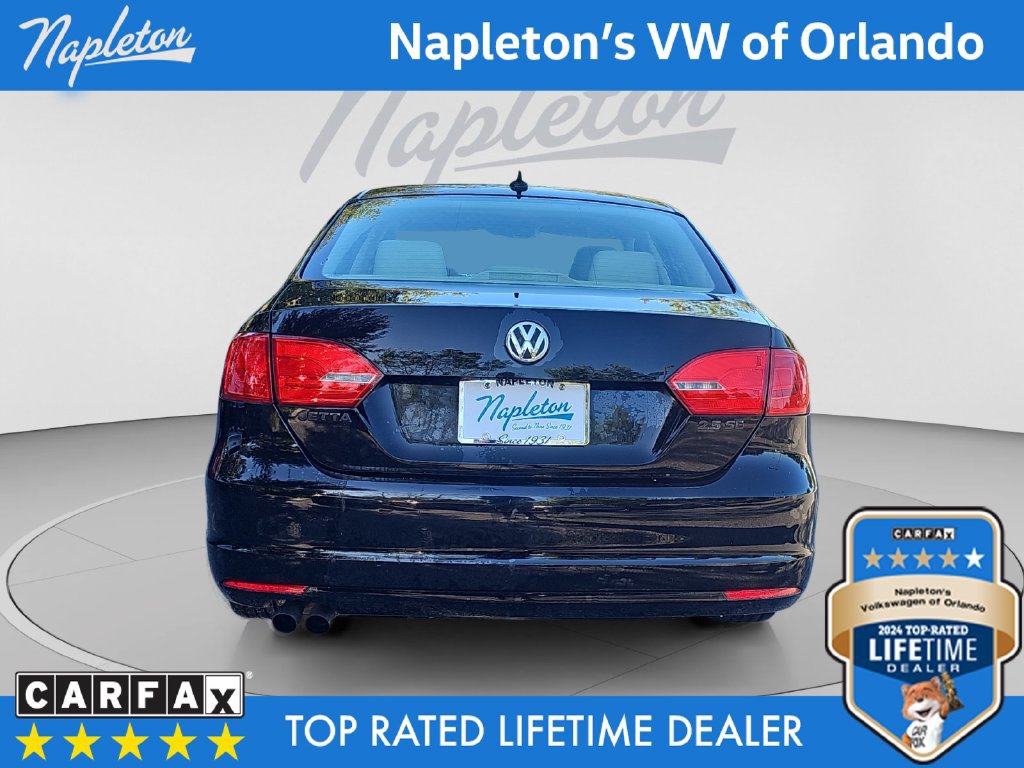 Used 2012 Volkswagen Jetta SE FWD image 4