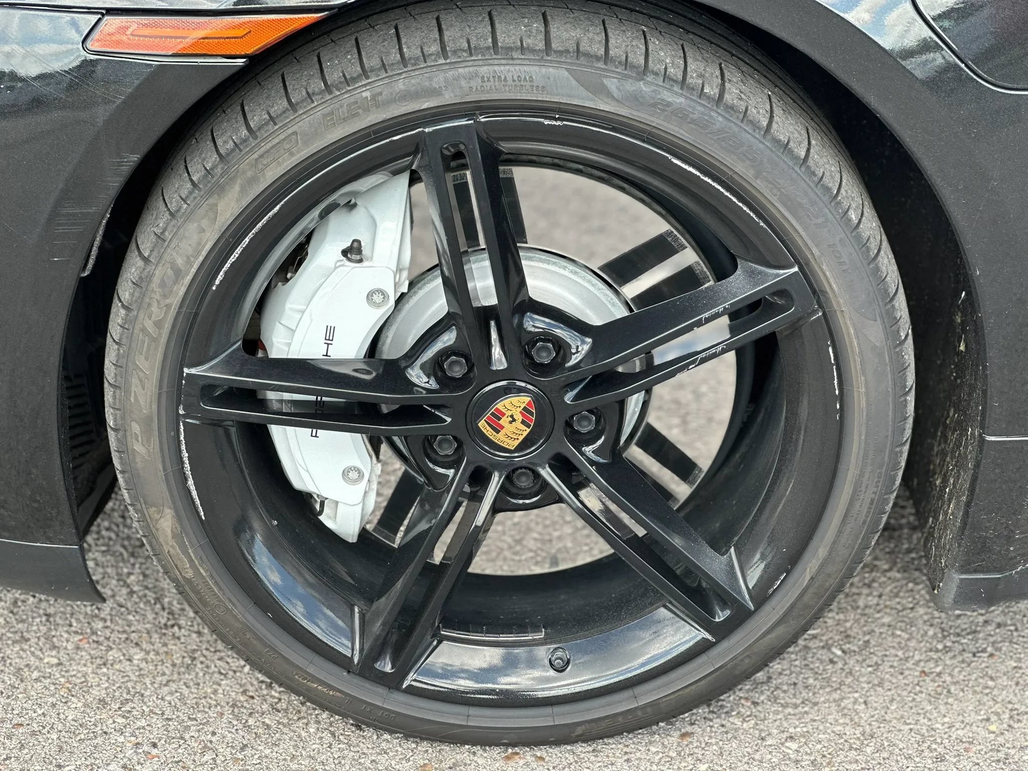 Used 2022 Porsche Taycan 4S AWD/4WD image 26