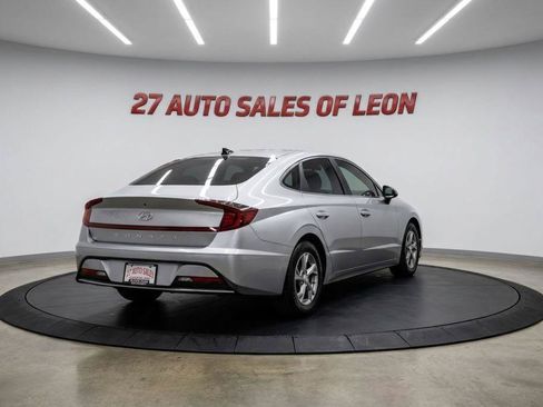 Used 2022 Hyundai Sonata SE FWD image 3