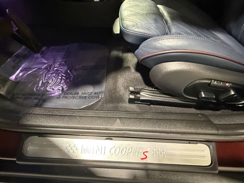 Used 2019 MINI Cooper Clubman S w/ Driver Assistance Package image 60