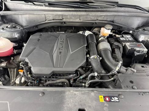 Certified 2025 Kia Sorento EX w/ Panoramic Sunroof Package FWD image 19
