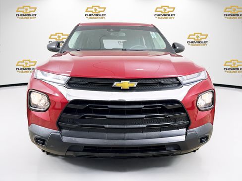Used 2021 Chevrolet TrailBlazer LS FWD image 2