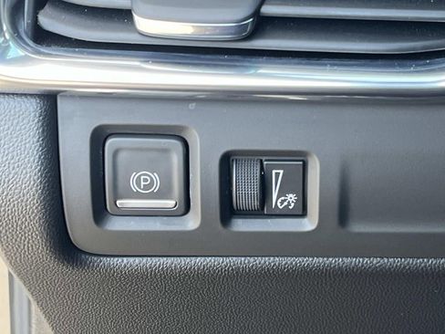 Used 2023 Cadillac XT4 Premium Luxury w/ Enhanced Visibility Package image 28