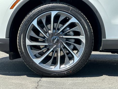 New 2026 Lincoln Aviator Reserve w/ Illumination Package RWD image 26