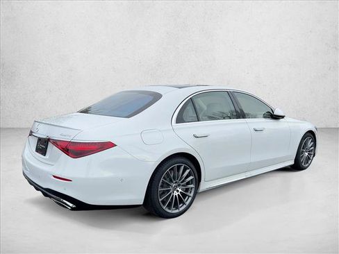 New 2026 Mercedes-Benz S 500 4MATIC image 2