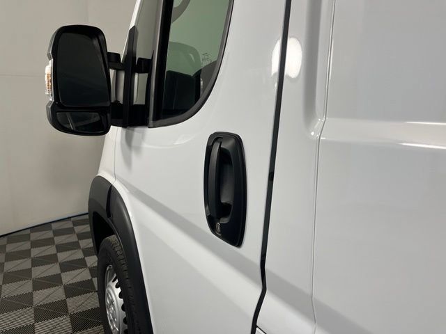 Used 2025 RAM ProMaster 2500 w/ U-Haul Equipment Group FWD image 13