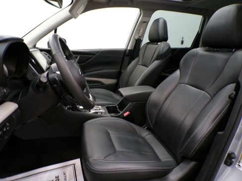 Used 2022 Subaru Forester Limited AWD/4WD image 16