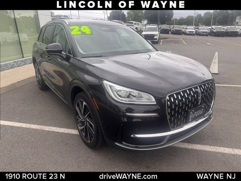 Certified 2024 Lincoln Corsair Reserve w/ Equipment Group 201A AWD/4WD image 10