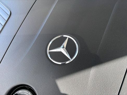 New 2025 Mercedes-Benz C 300 Sedan image 17