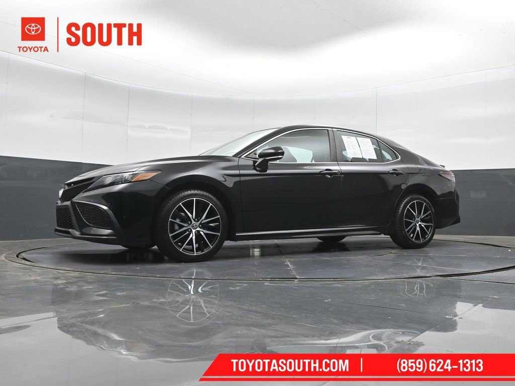Used 2023 Toyota Camry SE w/ Convenience Package FWD image 42