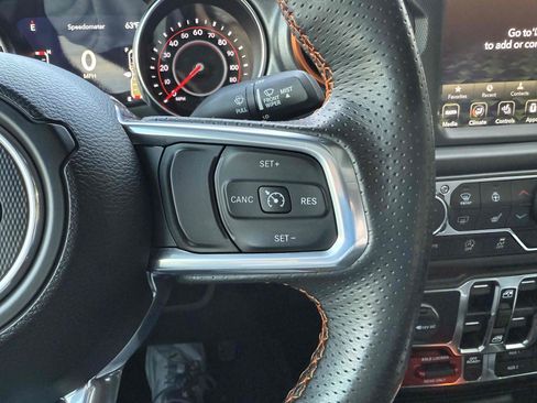 Used 2022 Jeep Gladiator Mojave w/ LED Lighting Group image 34