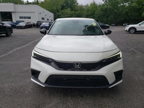 Used 2023 Honda Civic Sport image 5