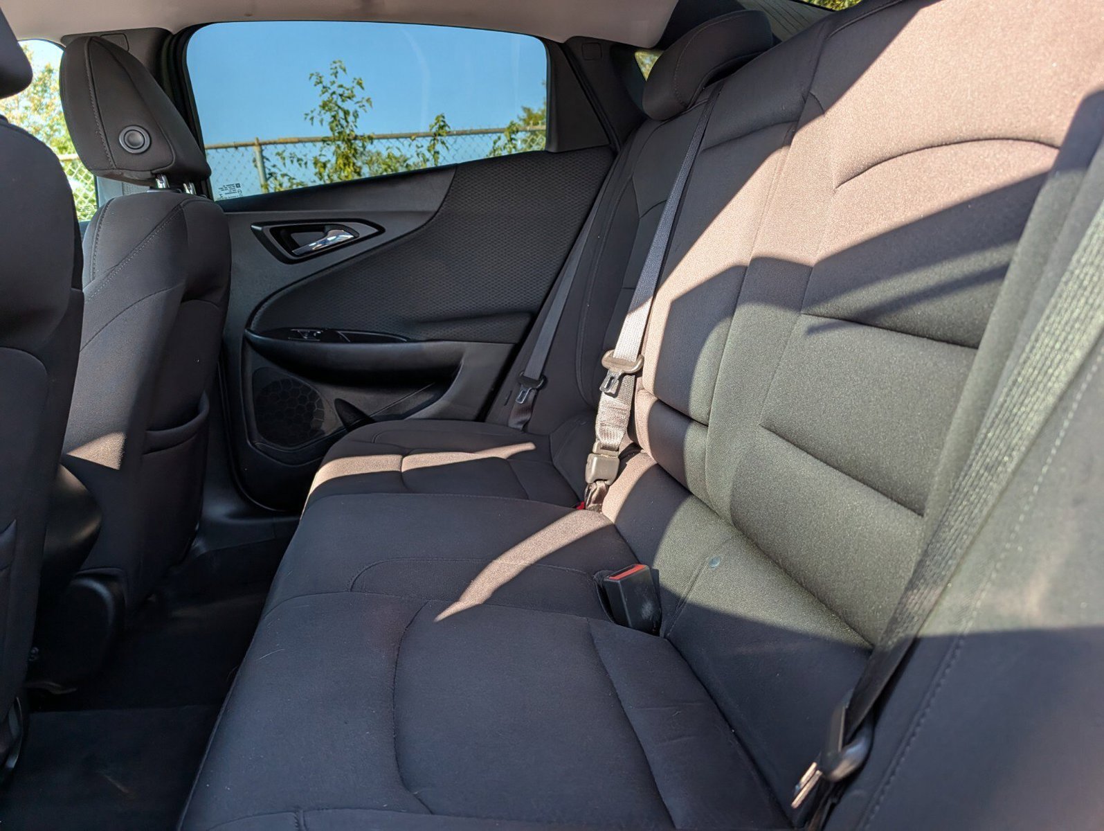 Used 2018 Chevrolet Malibu LS FWD image 17
