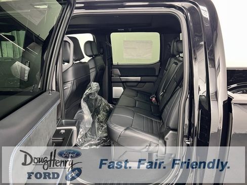 New 2026 Ford F250 Platinum image 31