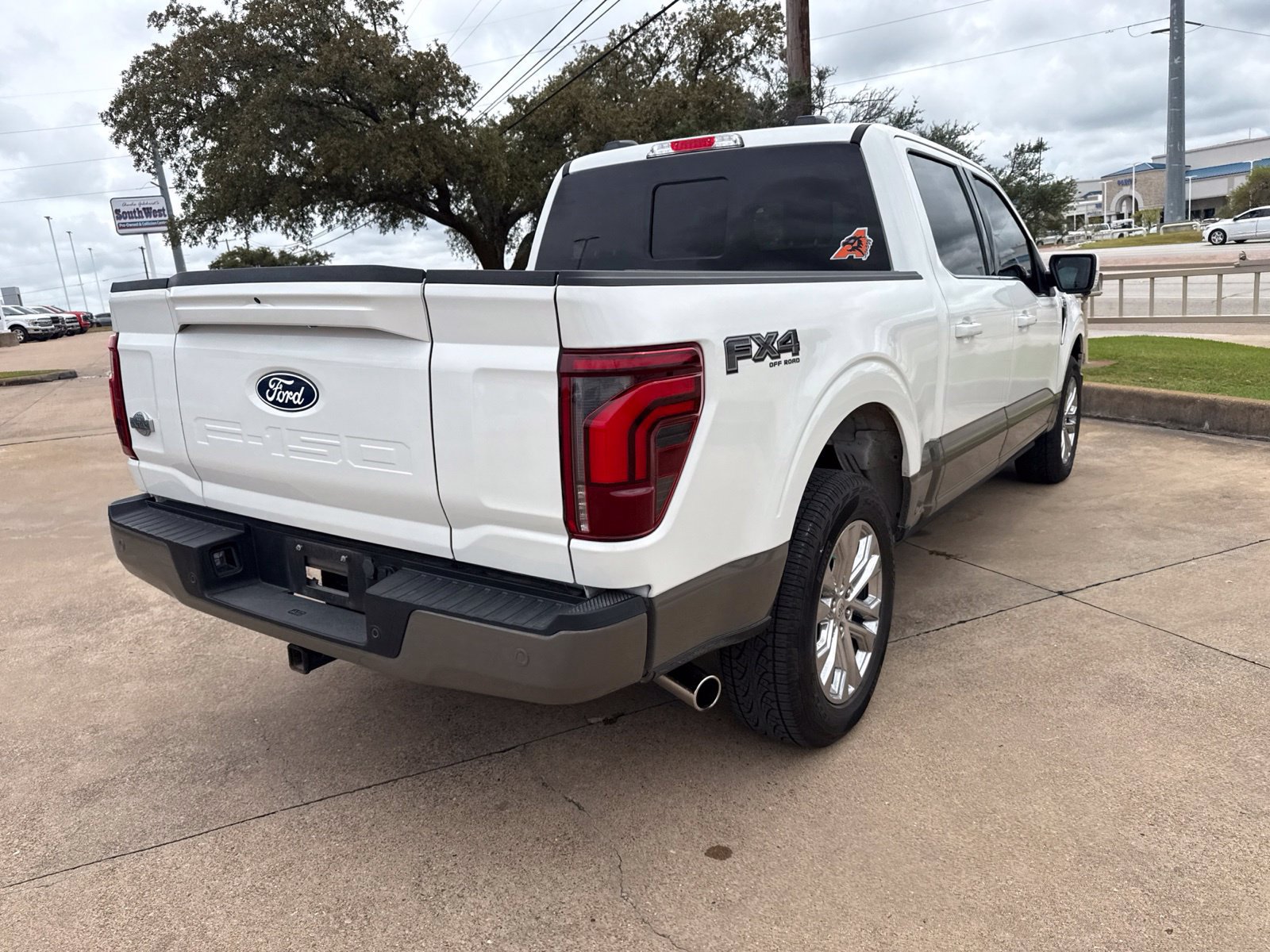 Used 2025 Ford F150 King Ranch w/ FX4 Off-Road Package AWD/4WD image 7