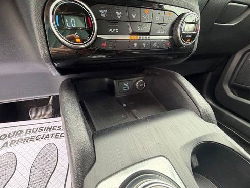 Certified 2021 Ford Escape SEL AWD/4WD image 30