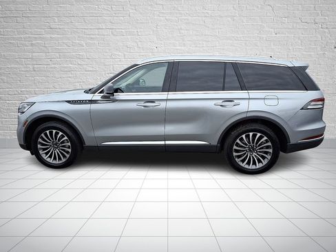 Used 2023 Lincoln Aviator AWD w/ Premium Package image 7