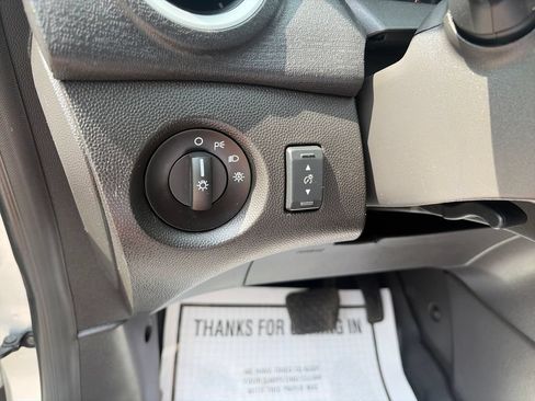 Used 2018 Ford Fiesta SE FWD image 28