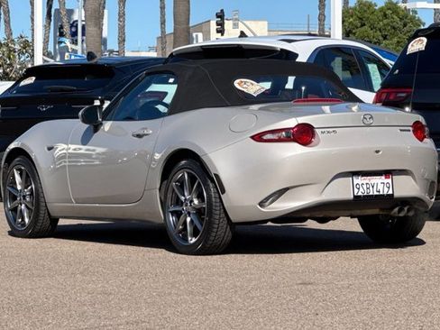 Used 2022 MAZDA MX-5 Miata Grand Touring image 4