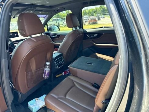 Used 2017 Audi Q7 3.0T Prestige AWD/4WD image 9