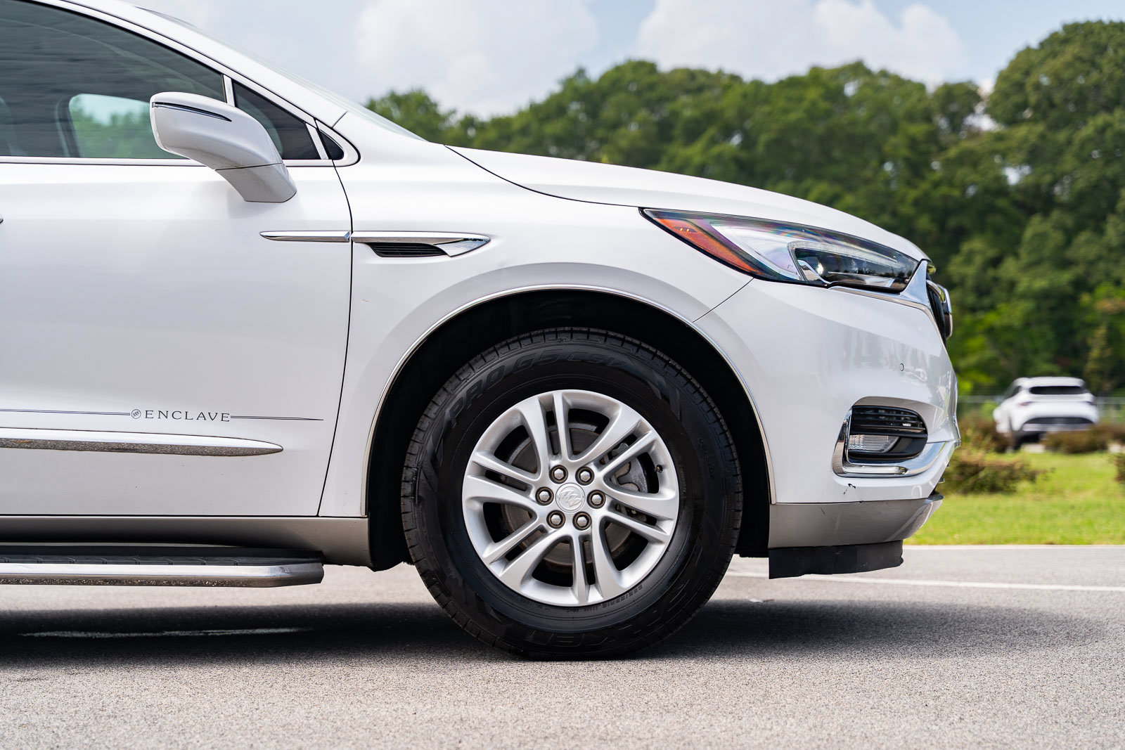 Used 2018 Buick Enclave Premium FWD image 9