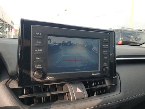 Used 2021 Toyota RAV4 XLE image 20