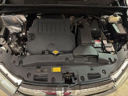 Used 2015 Toyota Highlander Plus image 33