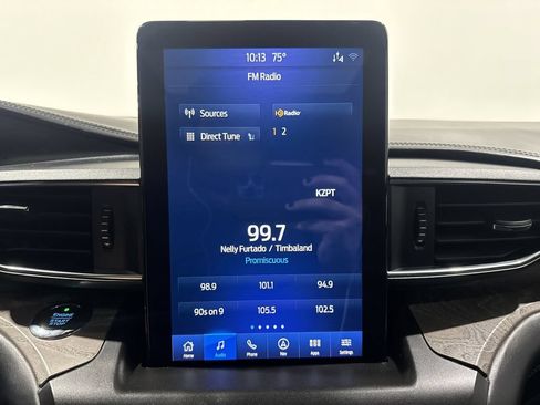 Used 2020 Ford Explorer Platinum w/ Premium Technology Package AWD/4WD image 30