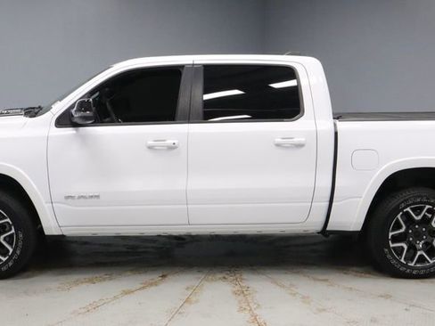 Used 2025 RAM 1500 Laramie w/ Sport Appearance Package AWD/4WD image 9