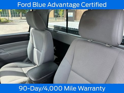 Used 2014 Toyota Tacoma 4x4 Regular Cab image 16